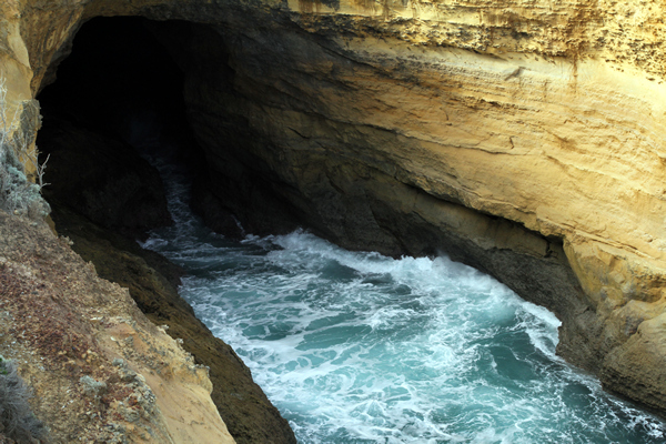Thunder Cave, Great Ocean Road, Victoria, Australia